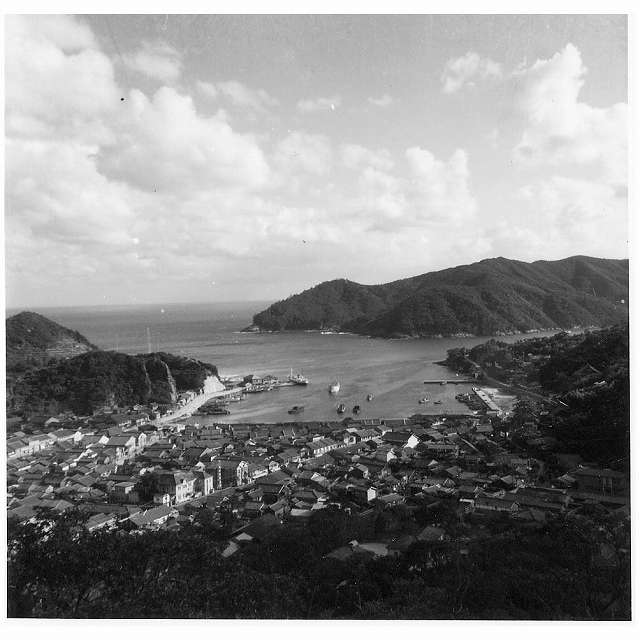 写真 No.022「清水山からの厳原港」