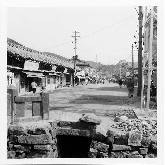 写真 No.069「大町通り・江尻橋・長屋門」