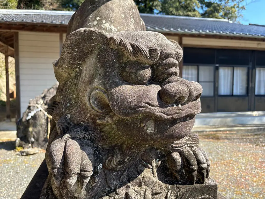 田崎亀次の傑作を探して ～対馬の狛犬（略）その6～ | エヌの世界